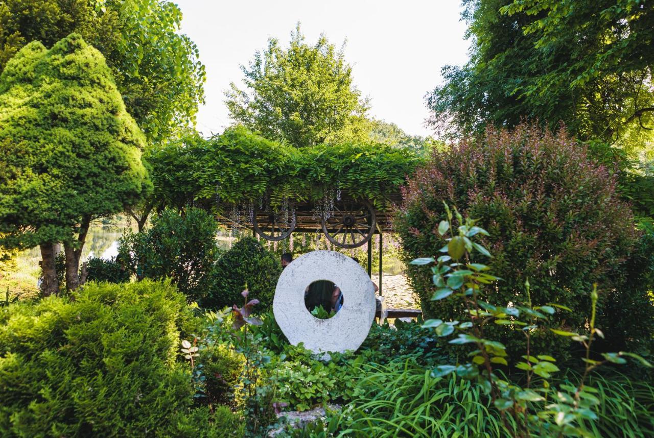 Rajski Vrt - Lake House - Paradise Garden Sisak Exterior photo